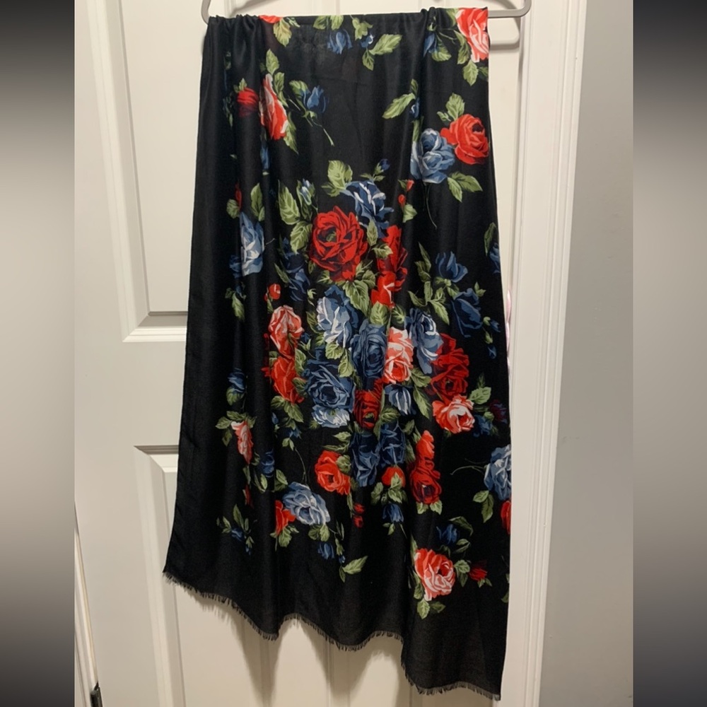 Taleen Lifestyle Collection Extra Large Floral Print Scarf Wrap
